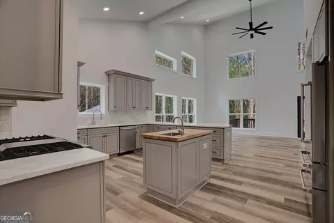 Kitchen - 3279 Tommy Dillard Rd, Monroe, GA 30656 photo 1 of 5
