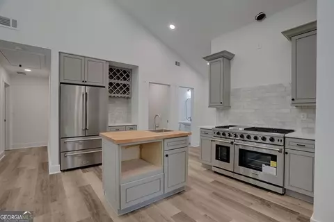 Kitchen - 3279 Tommy Dillard Rd, Monroe, GA 30656 photo 3 of 5