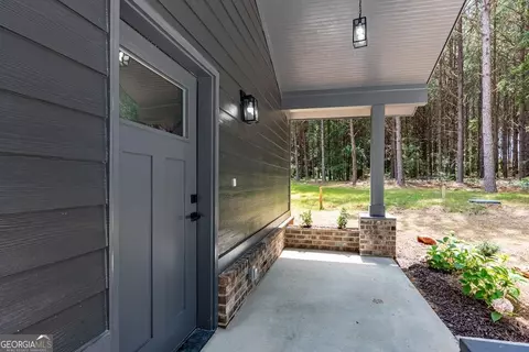 Exterior - 3279 Tommy Dillard Rd, Monroe, GA 30656 photo 6 of 10