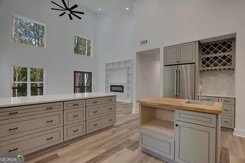 Kitchen - 3279 Tommy Dillard Rd, Monroe, GA 30656 photo 2 of 5