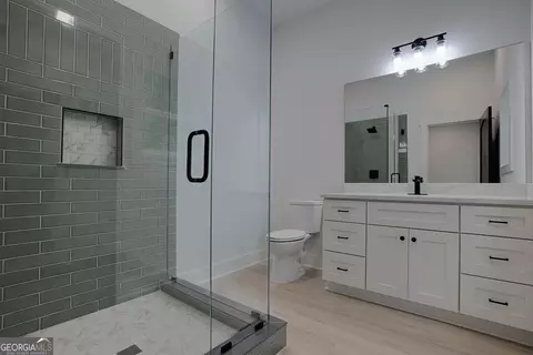Bath - 3279 Tommy Dillard Rd, Monroe, GA 30656 photo 1 of 7