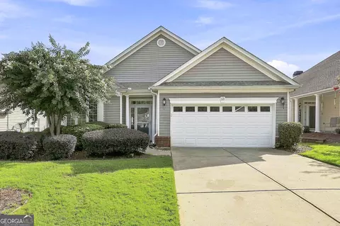 13 Hillside Dr, Newnan, GA 30265