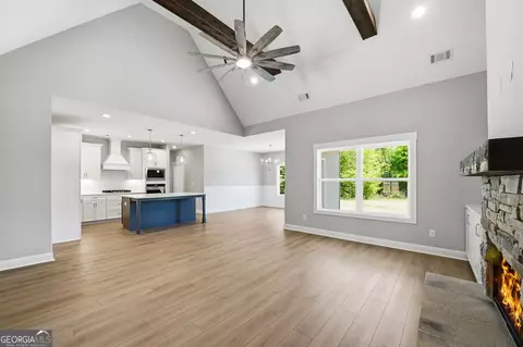 Living - 3575 Bold Springs Rd, Monroe, GA 30656 photo 2 of 5