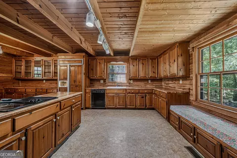 Kitchen - 793 Pyne Rd, Lagrange, GA 30240 photo 2 of 7