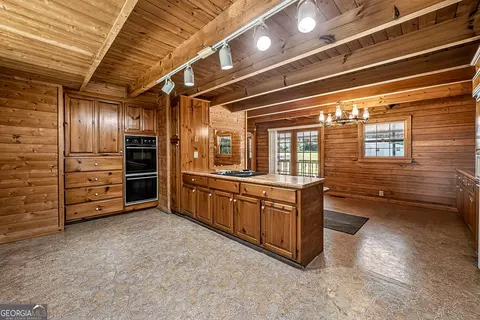 Kitchen - 793 Pyne Rd, Lagrange, GA 30240 photo 5 of 7