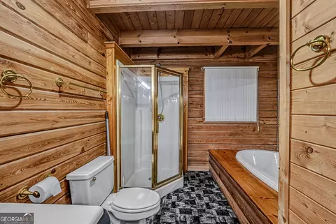 Bath - 793 Pyne Rd, Lagrange, GA 30240 photo 6 of 12