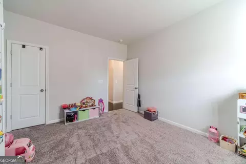 Bedroom - 3072 Lowell Rd, Bethlehem, GA 30620 photo 2 of 13