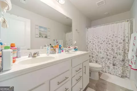 Bath - 3072 Lowell Rd, Bethlehem, GA 30620 photo 2 of 2