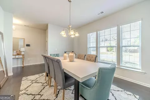 Dining - 3072 Lowell Rd, Bethlehem, GA 30620 photo 2 of 3