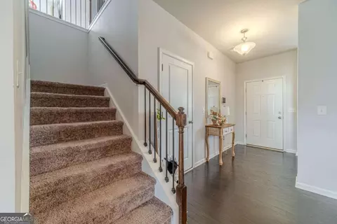 Entry Way - 3072 Lowell Rd, Bethlehem, GA 30620 photo 3 of 10