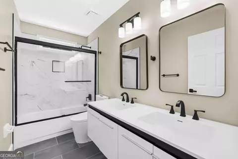 Bath - 4335 Abbotts Pointe Ct, Duluth, GA 30097 photo 2 of 5