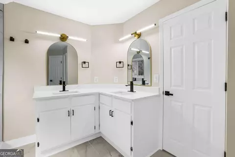 Bath - 4335 Abbotts Pointe Ct, Duluth, GA 30097 photo 5 of 5