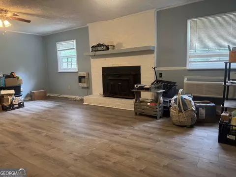 Living - 38 Cedarcrest Rd, Lagrange, GA 30240 photo 1 of 1