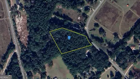 545 Homestead Dr, Ellabell, GA 31308