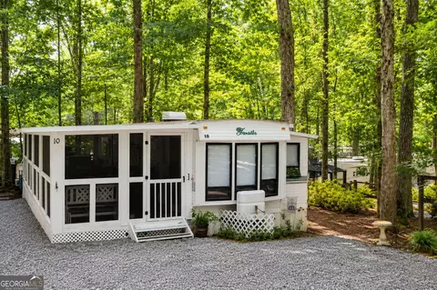 10 Timberview Dr, Cleveland, GA 30528