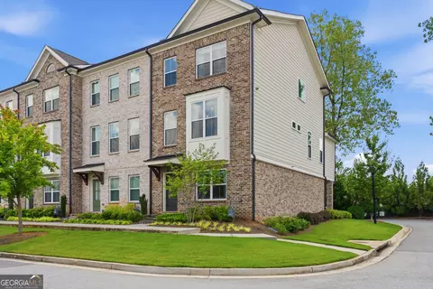 3292 Allgood Ln, Scottdale, GA 30079