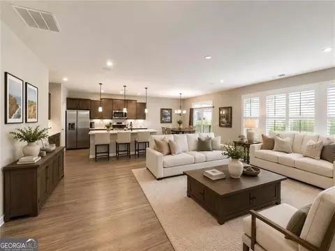 627 Michigan Cir, Hoschton, GA 30548