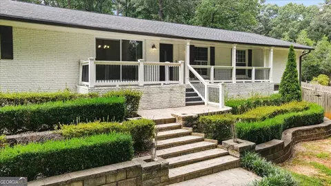 620 Spalding Dr, Sandy Springs, GA 30328
