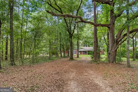 Exterior - 139 Riverview Dr, Bainbridge, GA 39817 photo 2 of 9