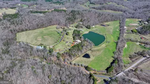 6245 Ben Parks Rd, Murrayville, GA 30564