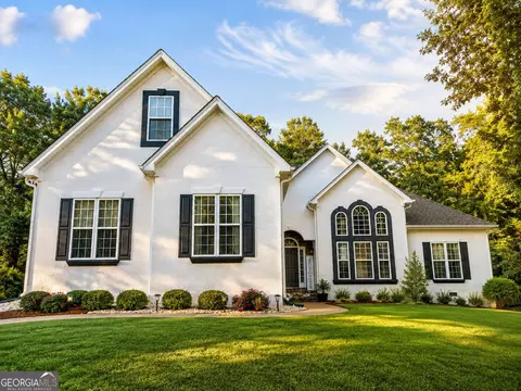 110 Lyndhurst Way, Sharpsburg, GA 30277