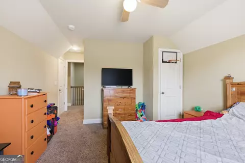 Bedroom - 130 Maple Dr, Commerce, GA 30529 photo 6 of 7