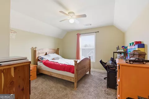 Bedroom - 130 Maple Dr, Commerce, GA 30529 photo 5 of 7