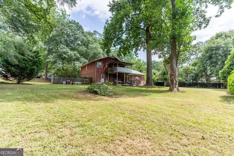 Exterior - 111 Willow St, Commerce, GA 30529 photo 4 of 14