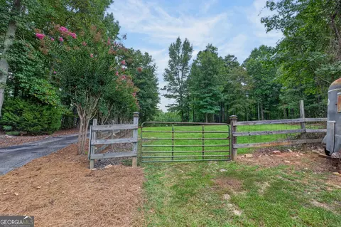 Exterior - 7048 Shell Rd, Winston, GA 30187 photo 22 of 25