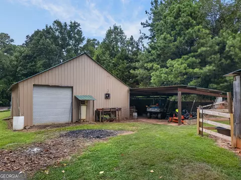 Exterior - 7048 Shell Rd, Winston, GA 30187 photo 15 of 25
