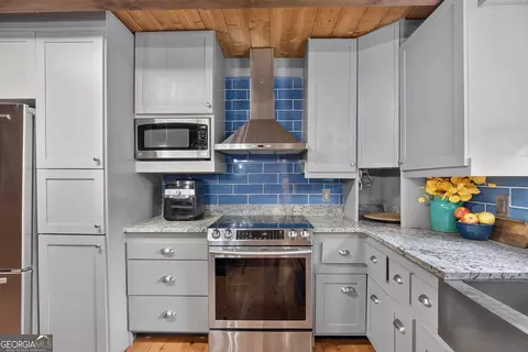 Kitchen - 7048 Shell Rd, Winston, GA 30187 photo 3 of 6