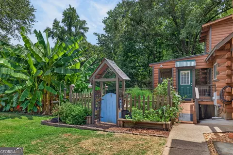 Exterior - 7048 Shell Rd, Winston, GA 30187 photo 9 of 25