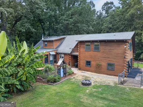 Exterior - 7048 Shell Rd, Winston, GA 30187 photo 8 of 25