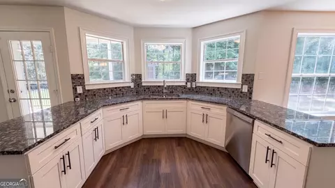 Kitchen - 115 Emerald Ln, Hampton, GA 30228 photo 2 of 2