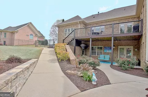 Exterior - 100 Wickham Dr, Tyrone, GA 30290 photo 22 of 45