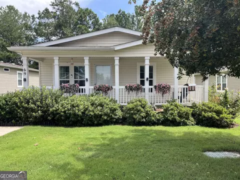 69 Beaver Run Rd, Newnan, GA 30263