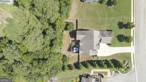 View/Area - 109 Faversham Dr, Mcdonough, GA 30252 photo 2 of 8