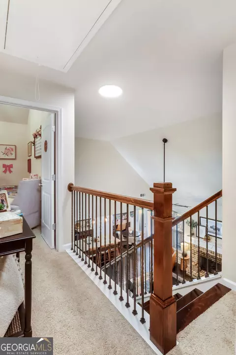 Entry Way - 109 Faversham Dr, Mcdonough, GA 30252 photo 7 of 12