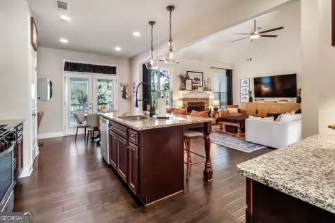 Kitchen - 109 Faversham Dr, Mcdonough, GA 30252 photo 3 of 5