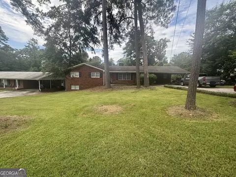 2986 Crestline Dr, Macon, GA 31204