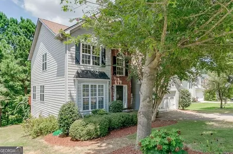 1400 Walnut Hill Cir, Lawrenceville, GA 30043