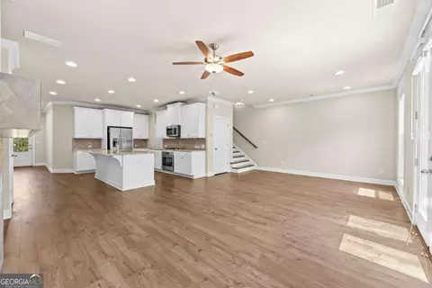 Living - 2028 Glenview Park Cir, Duluth, GA 30097 photo 5 of 10