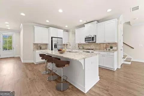 Kitchen - 2028 Glenview Park Cir, Duluth, GA 30097 photo 3 of 5