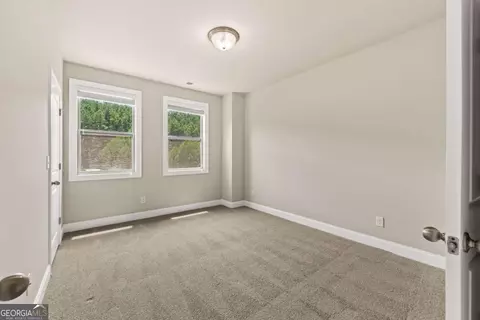 Bedroom - 2028 Glenview Park Cir, Duluth, GA 30097 photo 6 of 7
