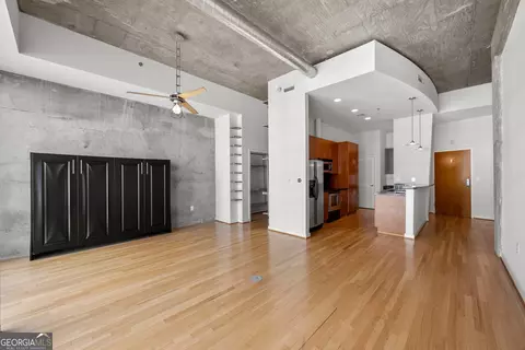 943 Peachtree St NE #2009, Atlanta, GA 30309