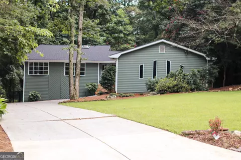 3882 Centre Ct, Peachtree Corners, GA 30092