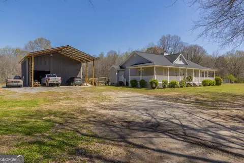 647 Pine Valley Rd, Meansville, GA 30256