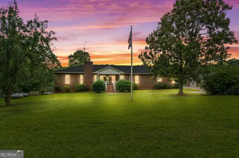 394 Hunter Rd, Griffin, GA 30224