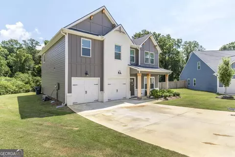 Exterior - 111 Corn Field Cir, Perry, GA 31069 photo 4 of 12