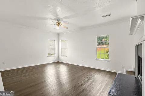Living - 1664 Bennett Dr, Mcdonough, GA 30253 photo 6 of 6
